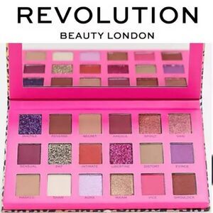 Revolution Beauty Pro New Neutral Passion Shadow Palette